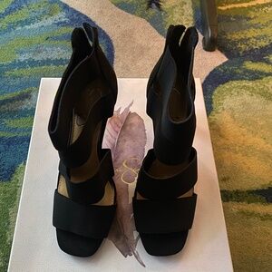 Jessica Simpson Cerina2